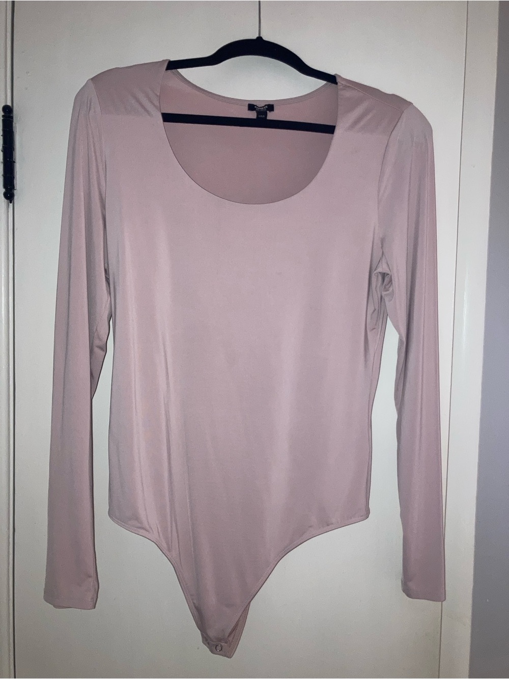 Express Long Sleeve Scoop Neck Bodysuit - Blush Pink